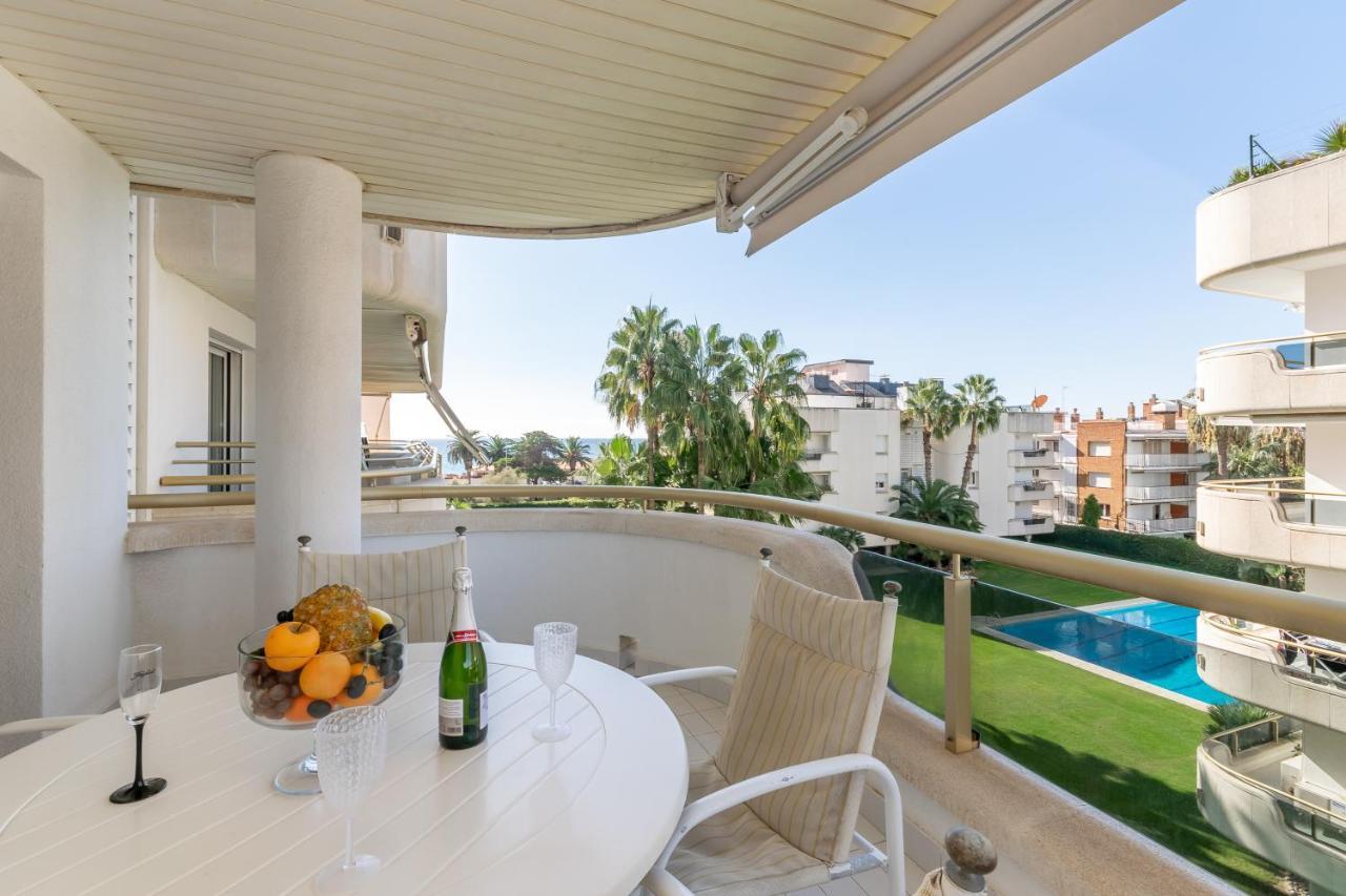 Estrella De Mar Sitges Apartment Exterior photo